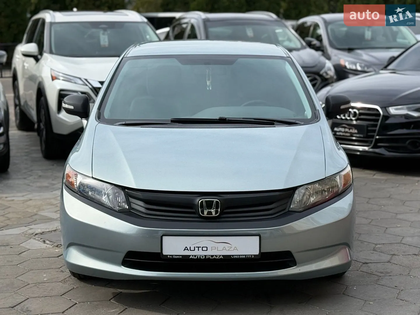 2011 Honda Civic - мініатюра 2