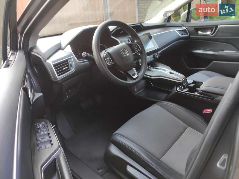 Седан Honda Clarity 2018 в Вишгороді