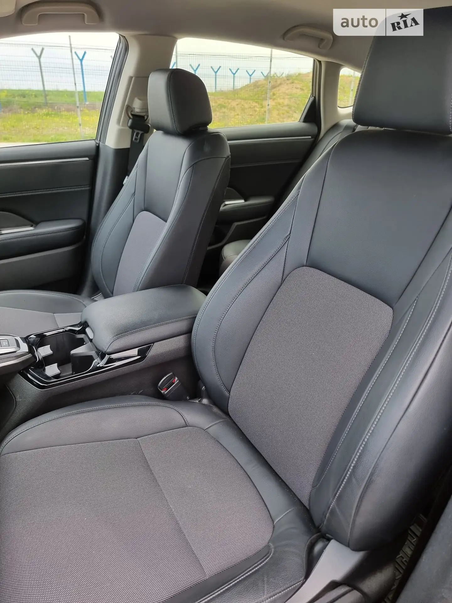 2018 Honda FCX Clarity - мініатюра 17