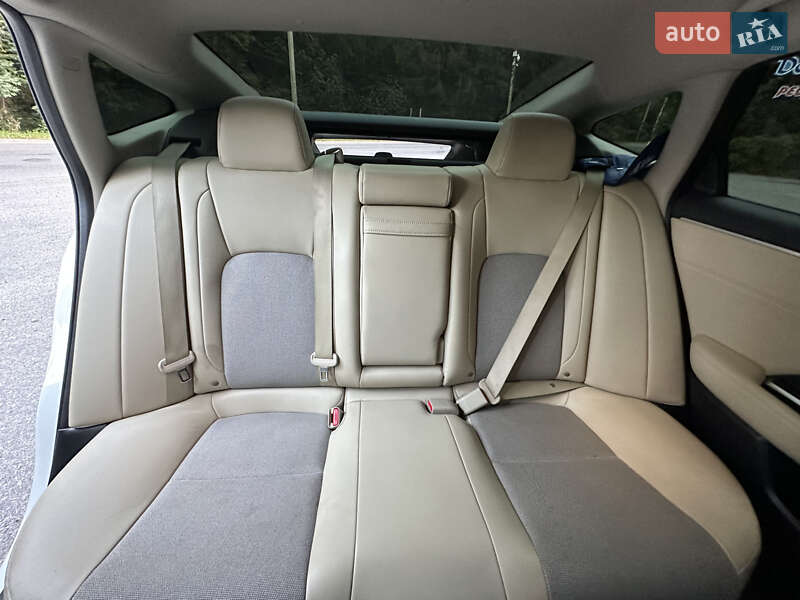 Седан Honda Clarity 2018 в Хмільнику