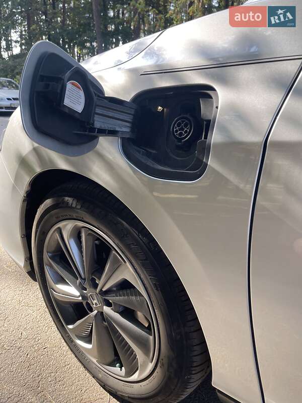 Седан Honda Clarity 2018 в Киеве