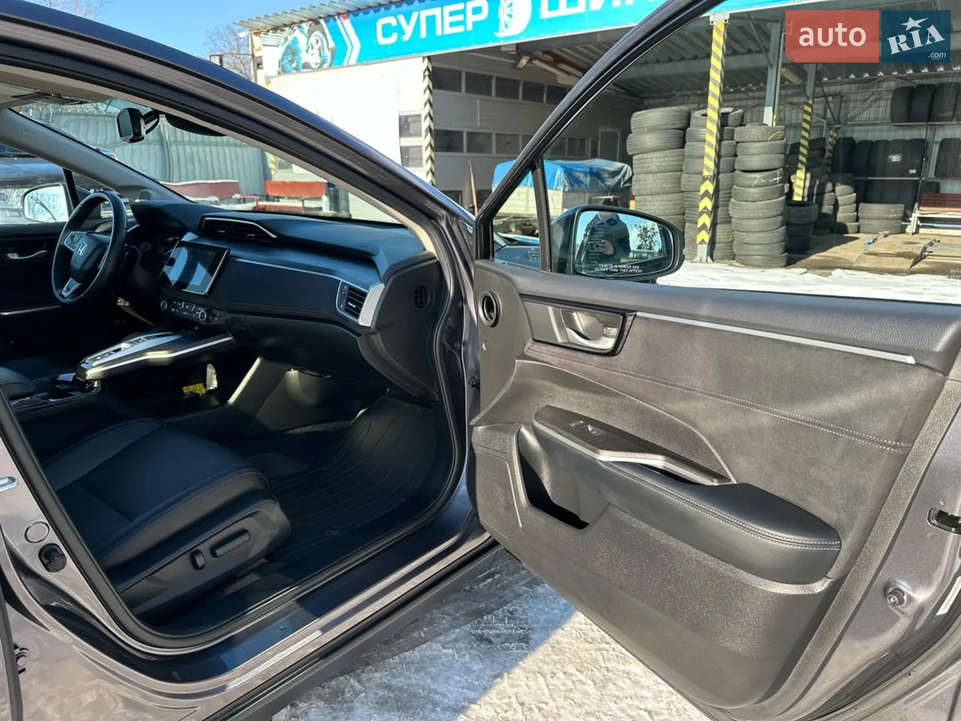 2017 Honda FCX Clarity - мініатюра 11