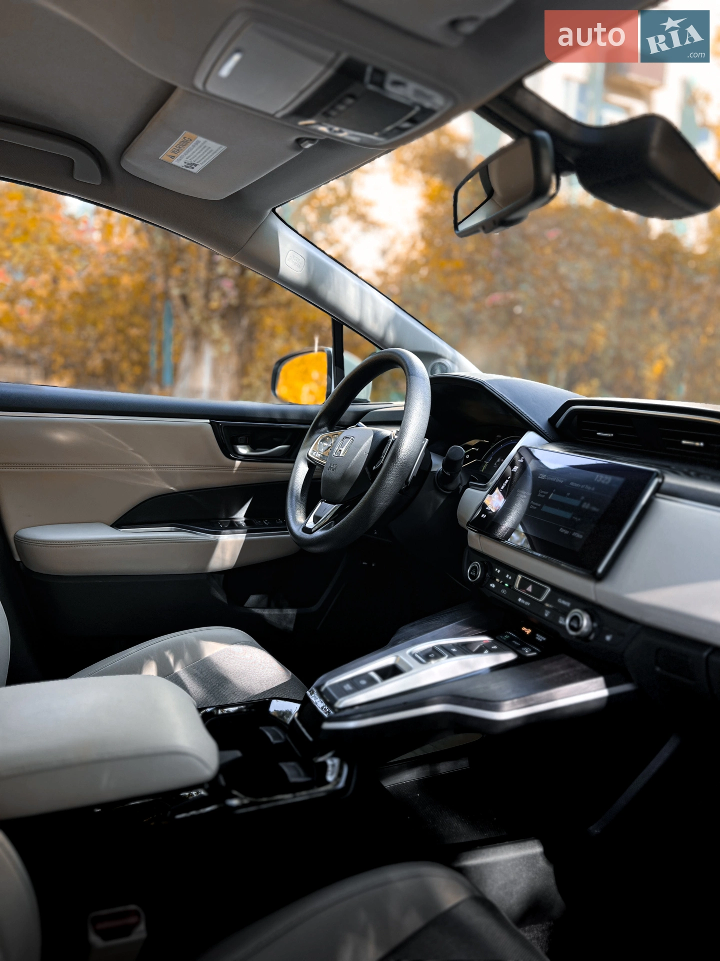 2018 Honda FCX Clarity - мініатюра 17