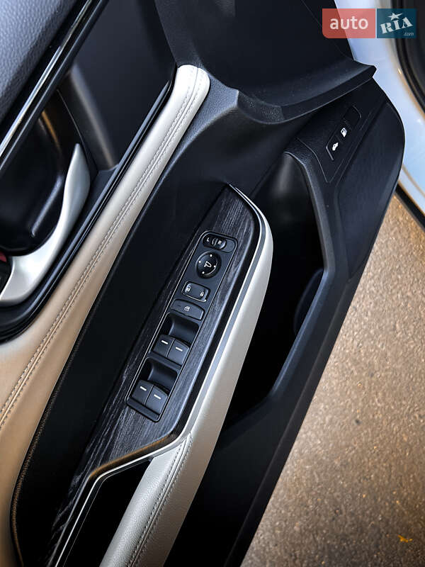 Седан Honda Clarity 2018 в Рівному