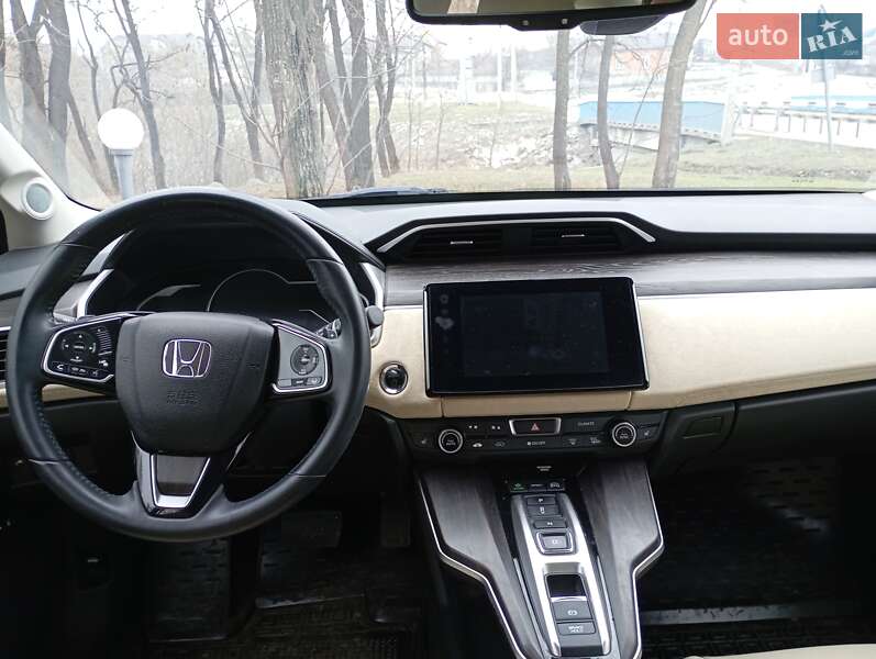 Седан Honda Clarity 2017 в Теребовле