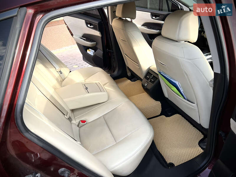 Седан Honda Clarity 2018 в Ладыжине