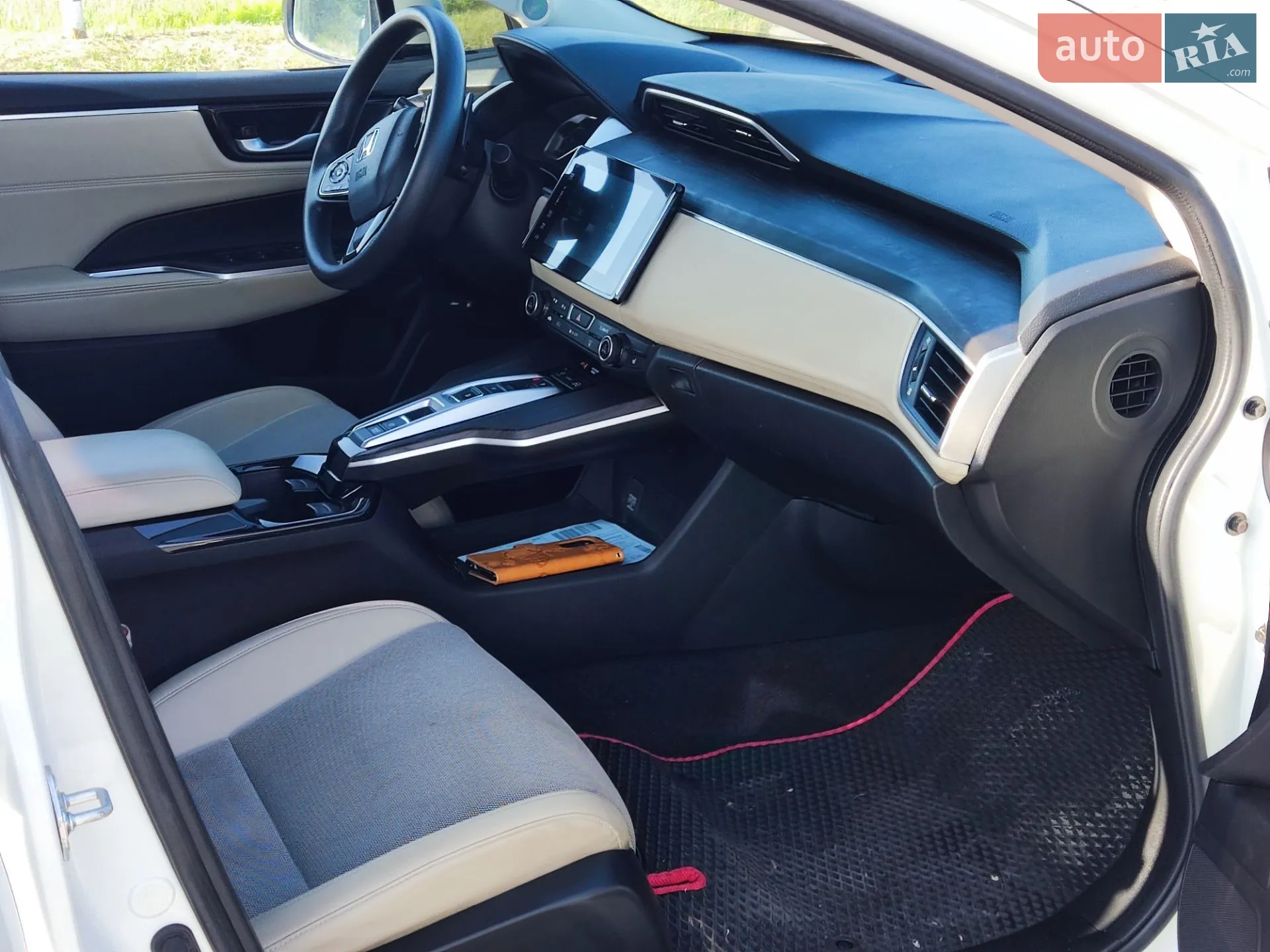 2018 Honda FCX Clarity - мініатюра 16