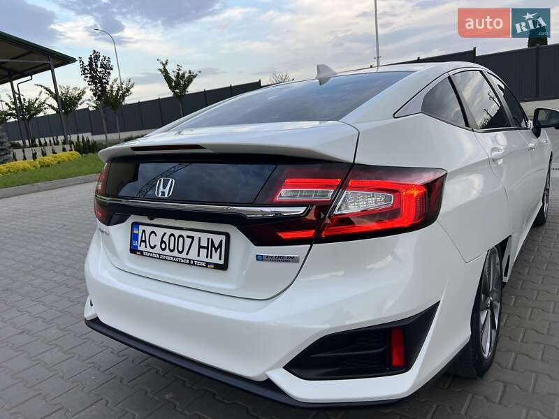 Седан Honda Clarity 2017 в Луцьку
