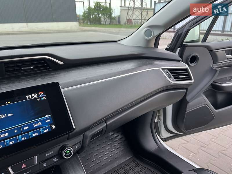 Седан Honda Clarity 2017 в Луцьку