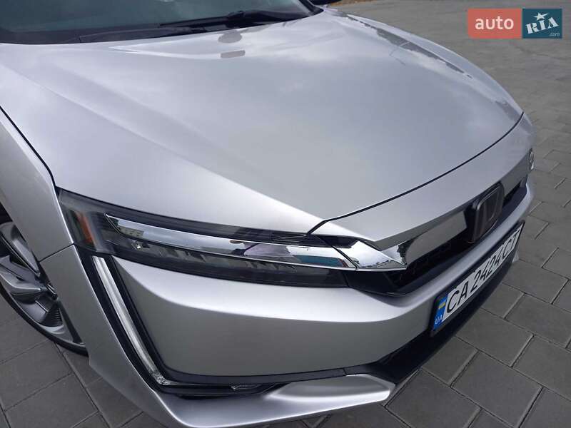 Седан Honda Clarity 2019 в Черкасах