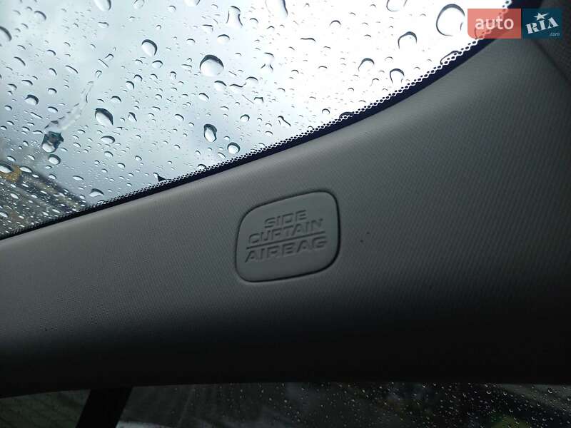 Седан Honda Clarity 2019 в Черкасах