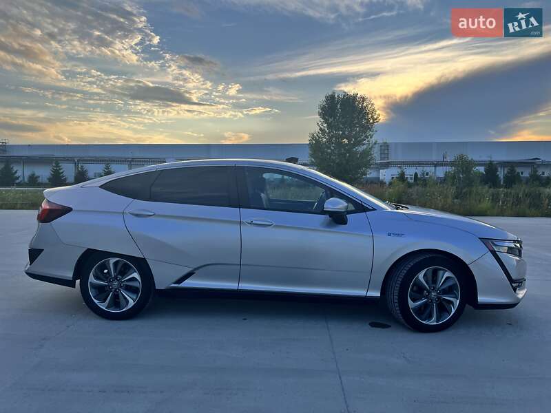 Седан Honda Clarity 2019 в Коростені