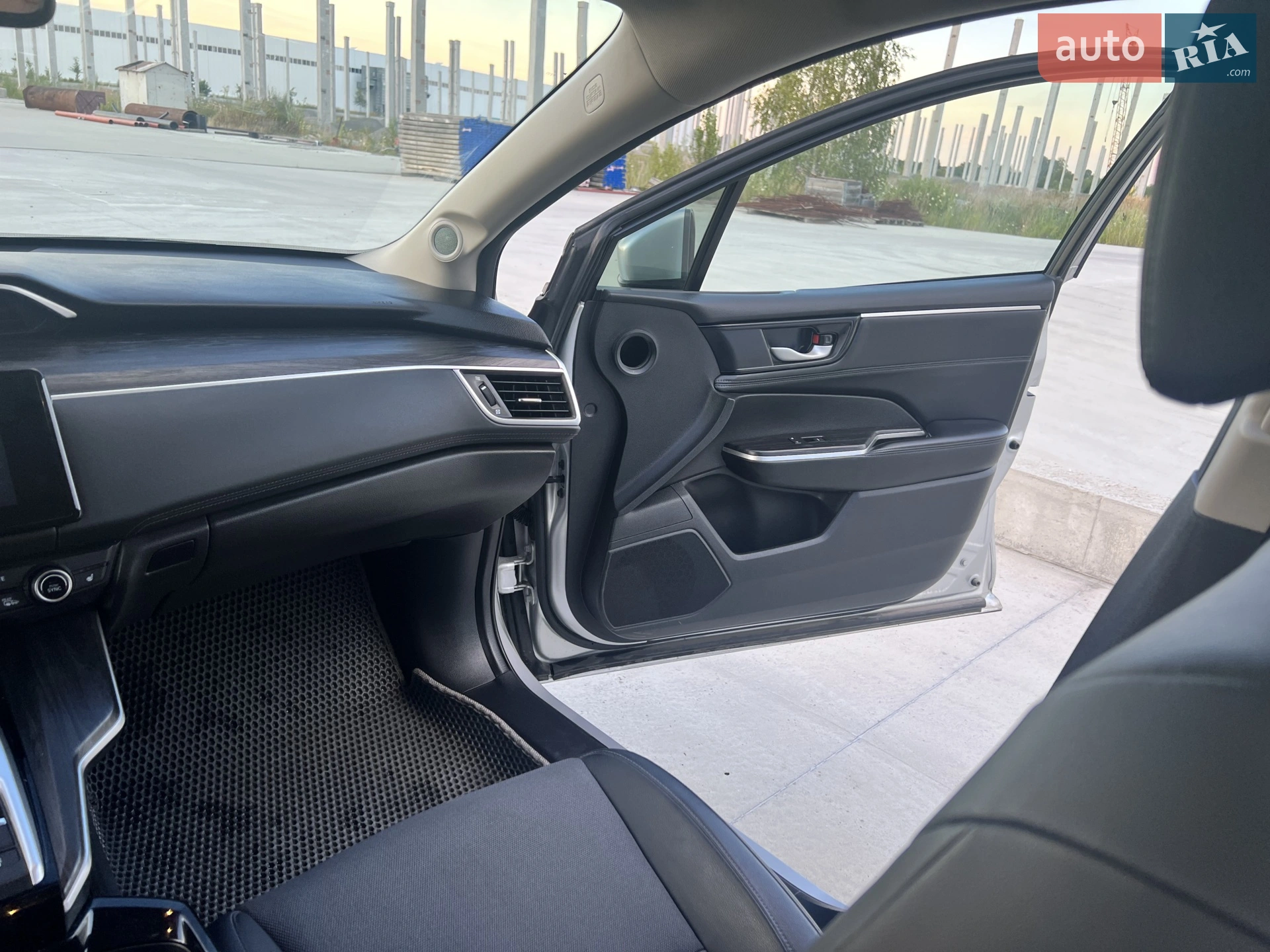 2019 Honda FCX Clarity - мініатюра 20