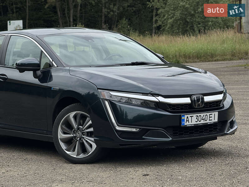 Седан Honda Clarity 2017 в Моршині