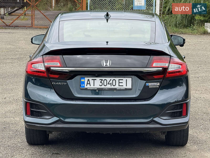 Седан Honda Clarity 2017 в Моршині