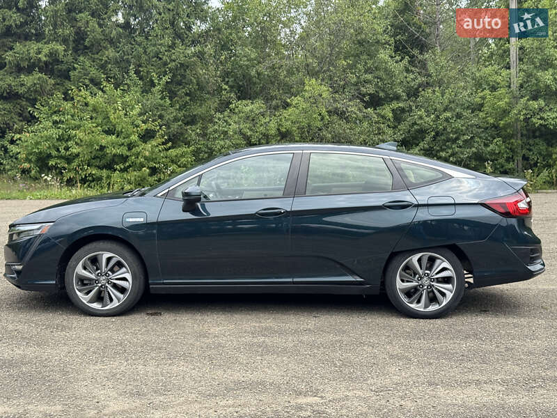 Седан Honda Clarity 2017 в Моршині