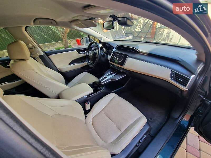 Седан Honda Clarity 2018 в Виннице