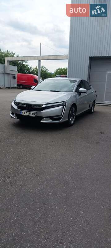 Седан Honda Clarity 2018 в Кременчуці
