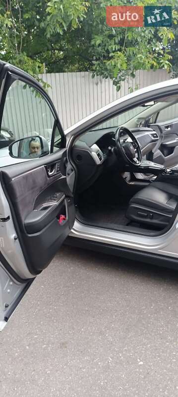 Седан Honda Clarity 2018 в Кременчуці