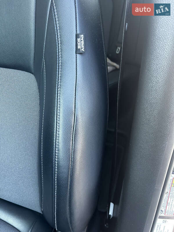 Седан Honda Clarity 2018 в Ровно