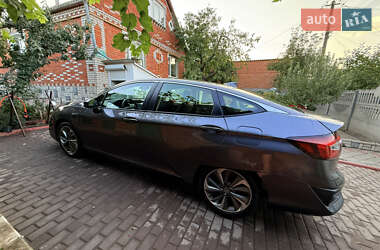 Седан Honda Clarity 2017 в  фото 4 Седан Honda Clarity 2017 в