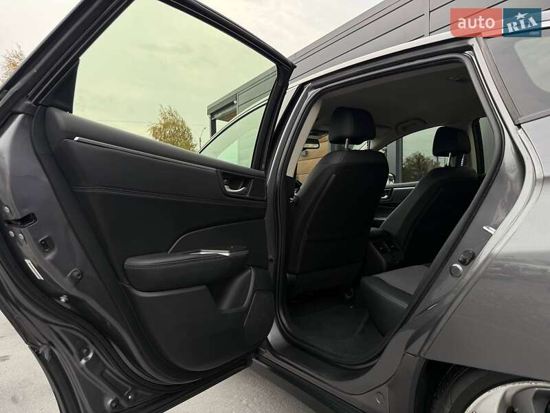 Седан Honda Clarity 2018 в Ровно фото 39 Седан Honda Clarity 2018 в Ровно