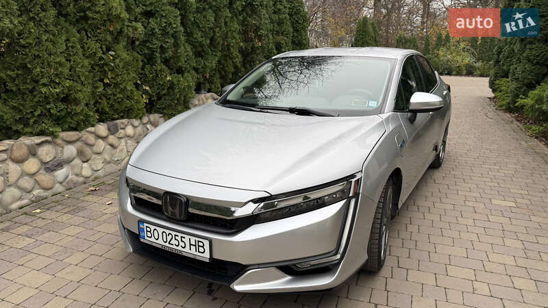 Седан Honda Clarity 2018 в Тернополе фото Седан Honda Clarity 2018 в Тернополе