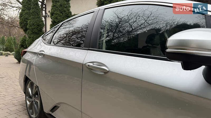 Седан Honda Clarity 2018 в Тернополе фото 27 Седан Honda Clarity 2018 в Тернополе