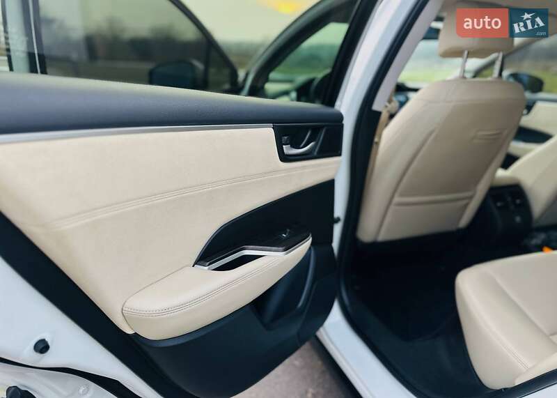 Седан Honda Clarity 2018 в Полтаве