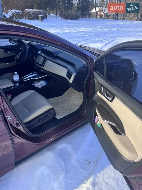 Honda Clarity 2019 VIN JHMZC5F39KC002519 фото оголошення 12 з 57