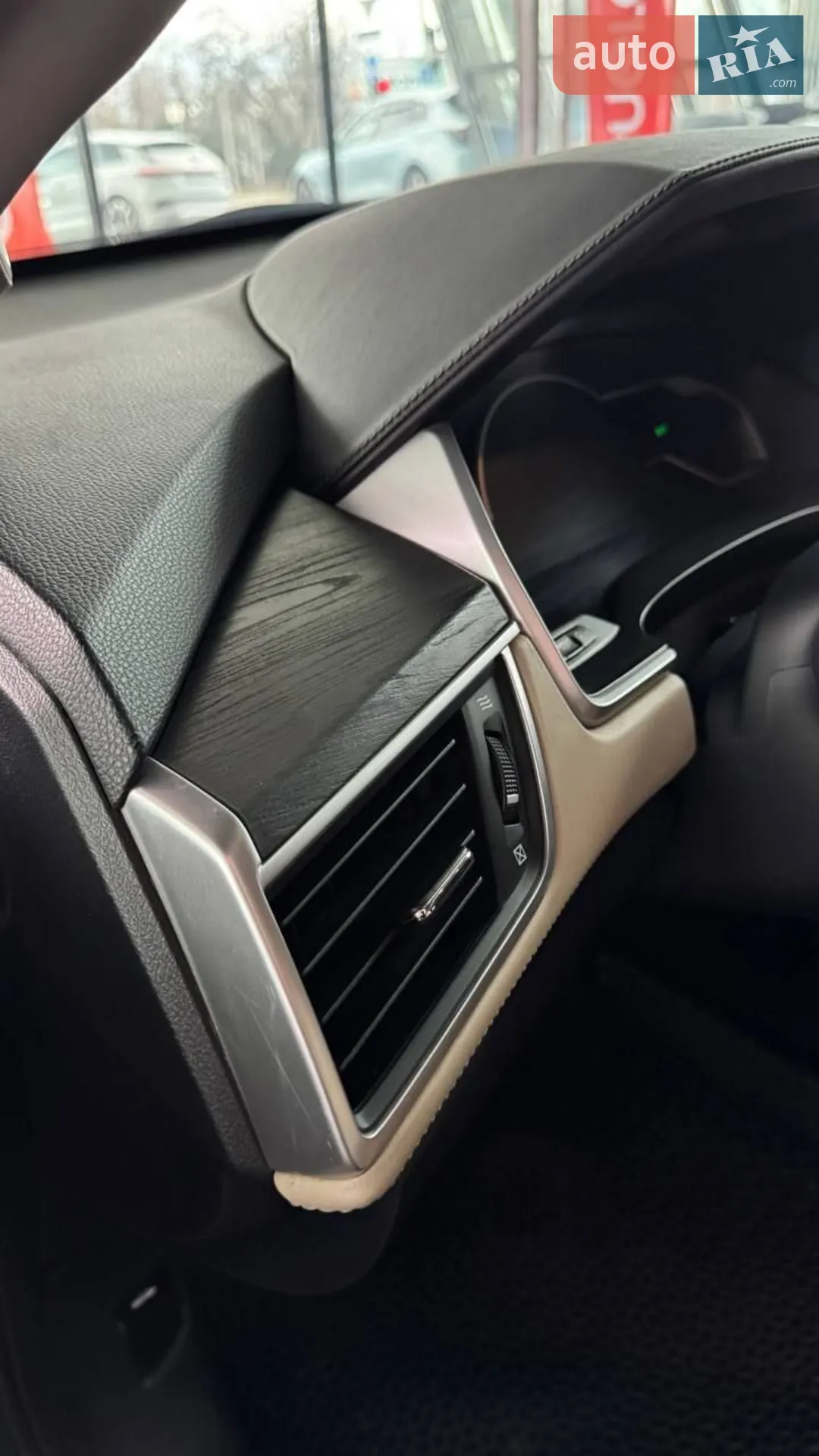 2018 Honda FCX Clarity - мініатюра 21