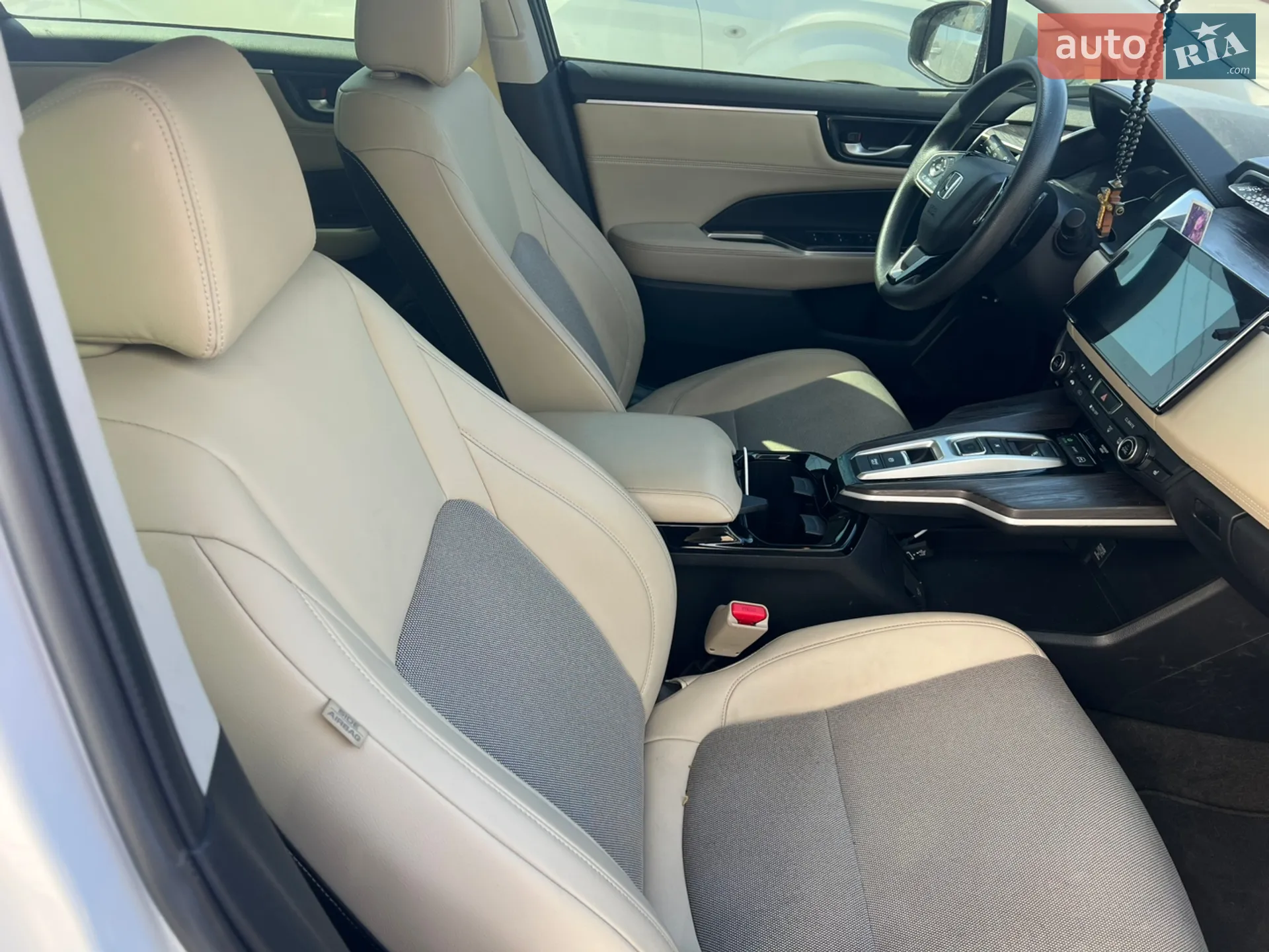 2018 Honda FCX Clarity - мініатюра 19
