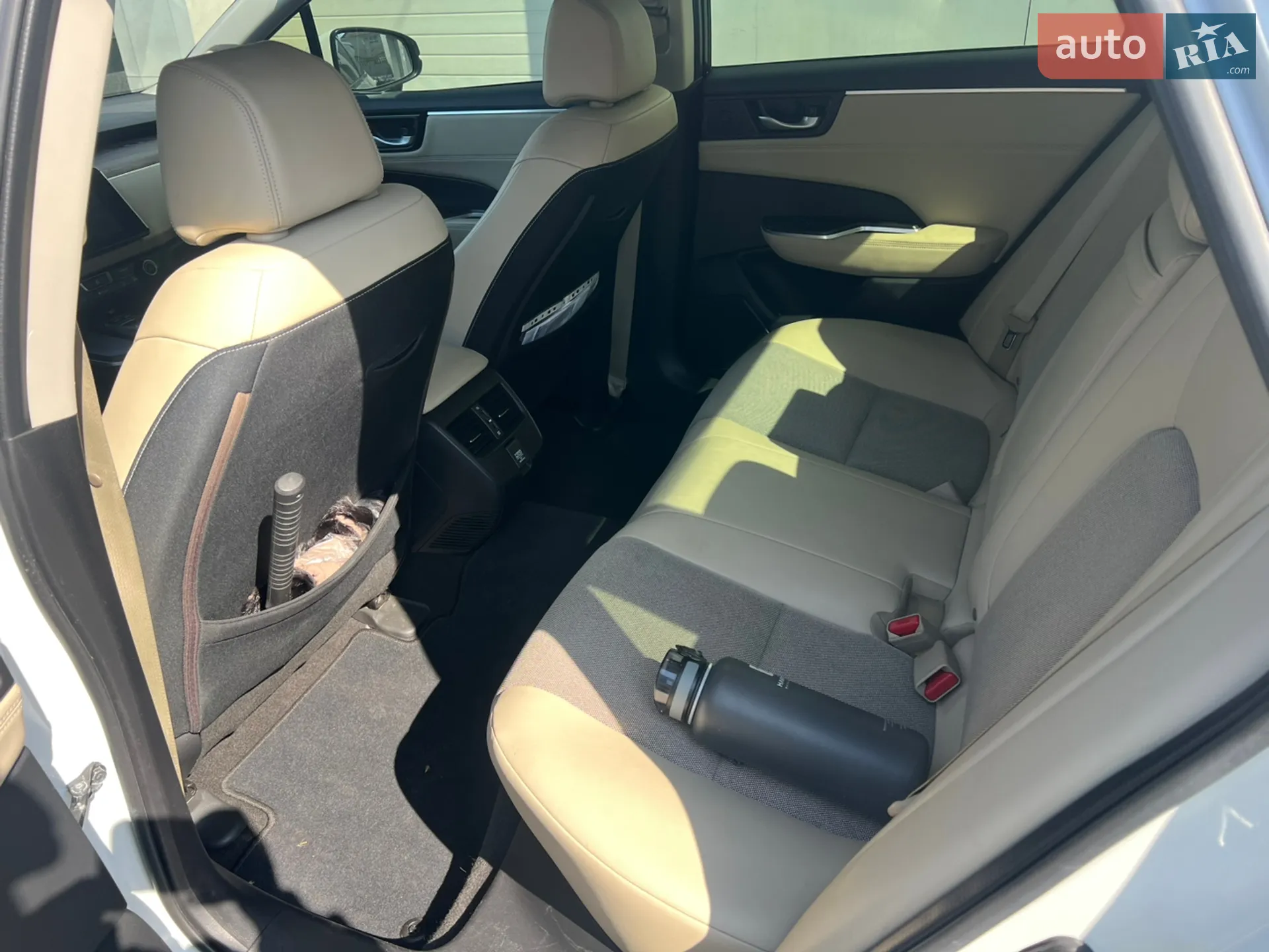 2018 Honda FCX Clarity - мініатюра 23