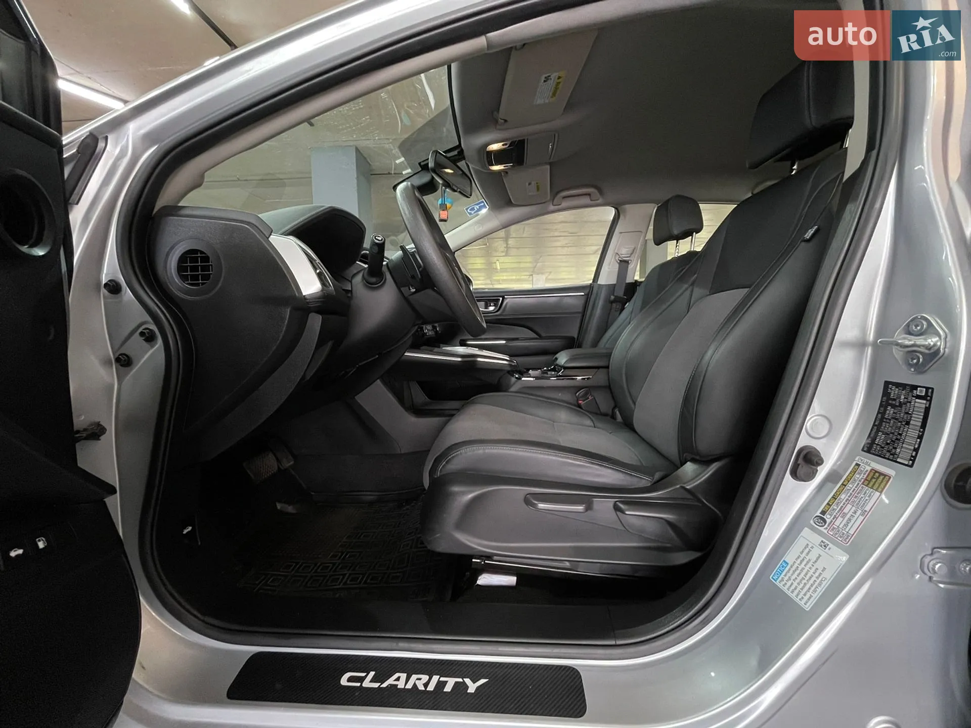 2018 Honda FCX Clarity - мініатюра 16