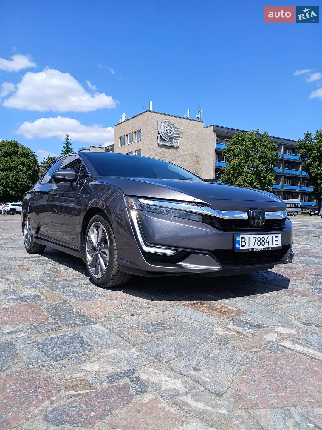 2017 Honda FCX Clarity - фото 1