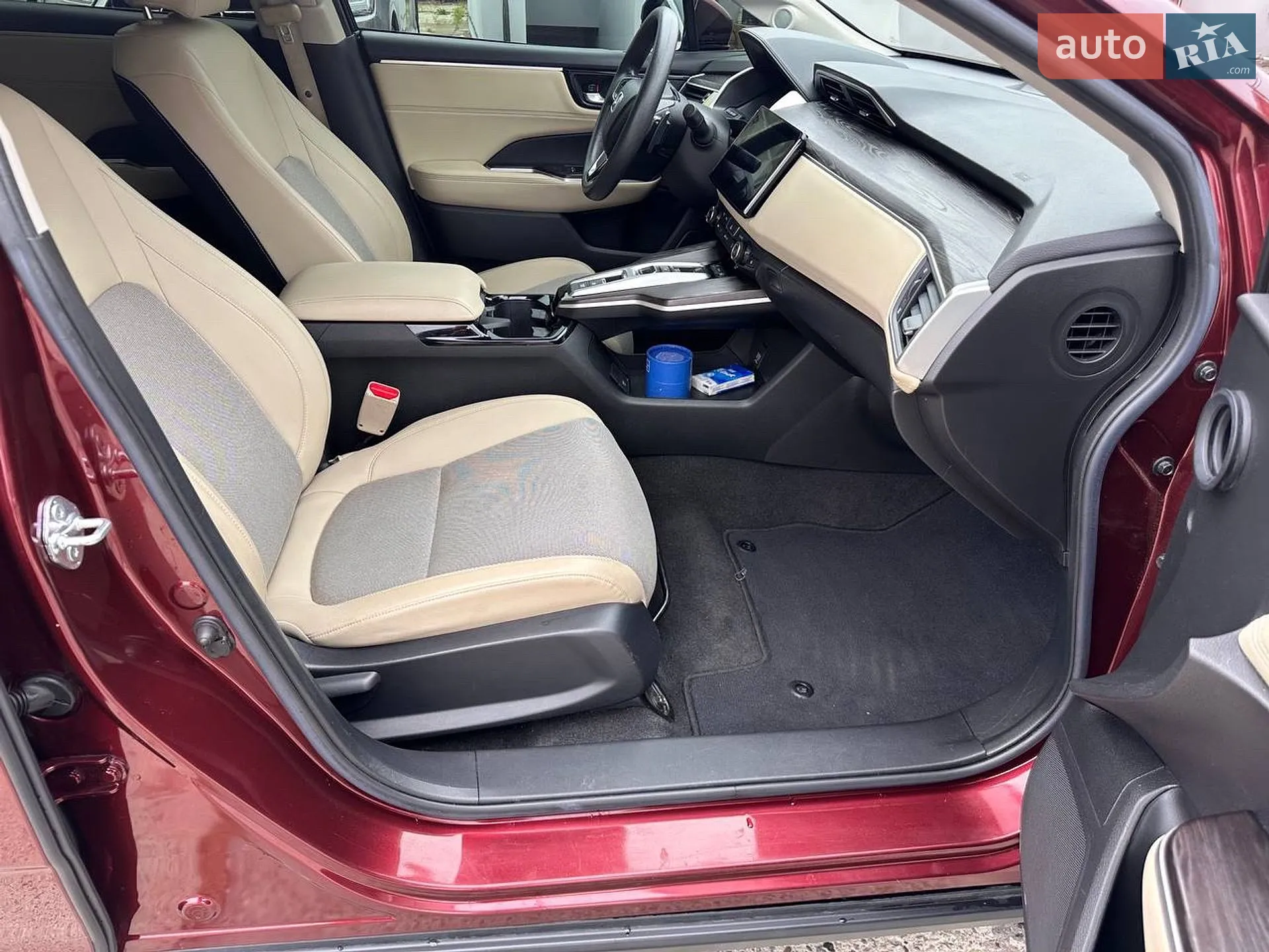 2018 Honda FCX Clarity - мініатюра 24