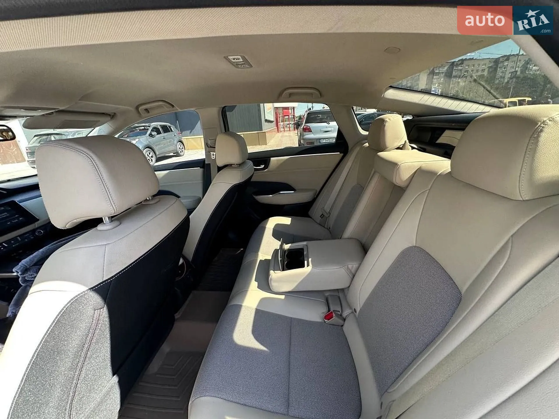 2018 Honda FCX Clarity - мініатюра 11
