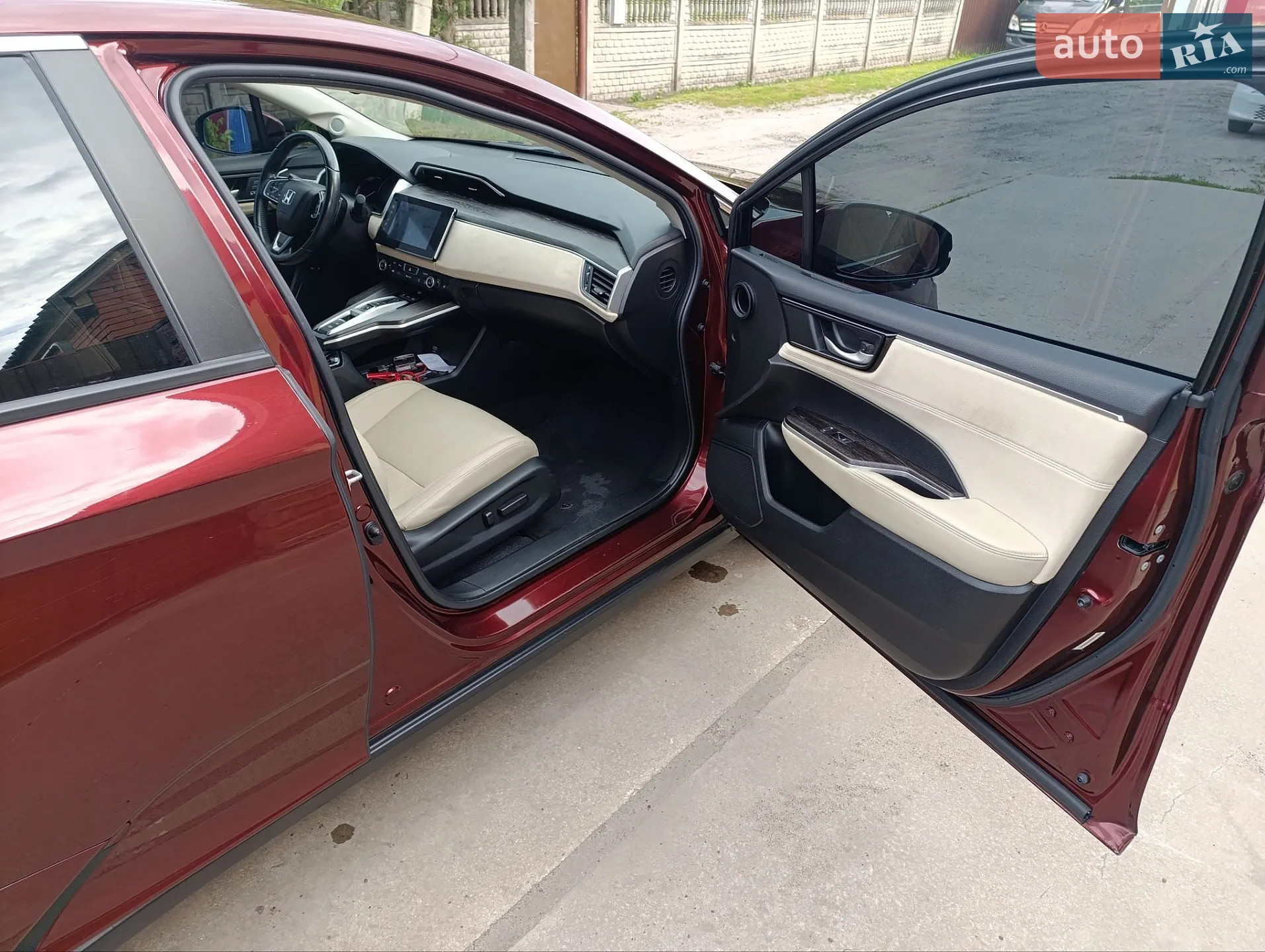 2017 Honda FCX Clarity - мініатюра 9
