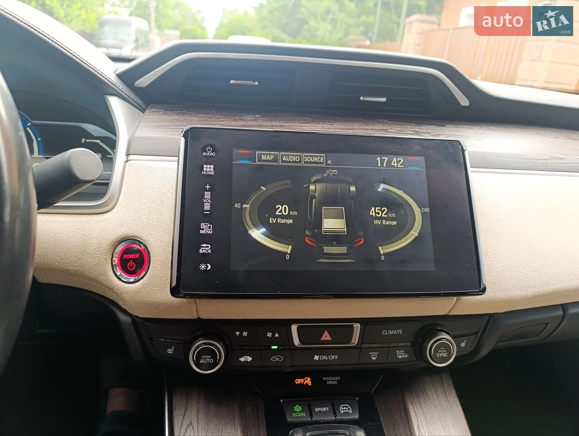 2017 Honda FCX Clarity - мініатюра 14