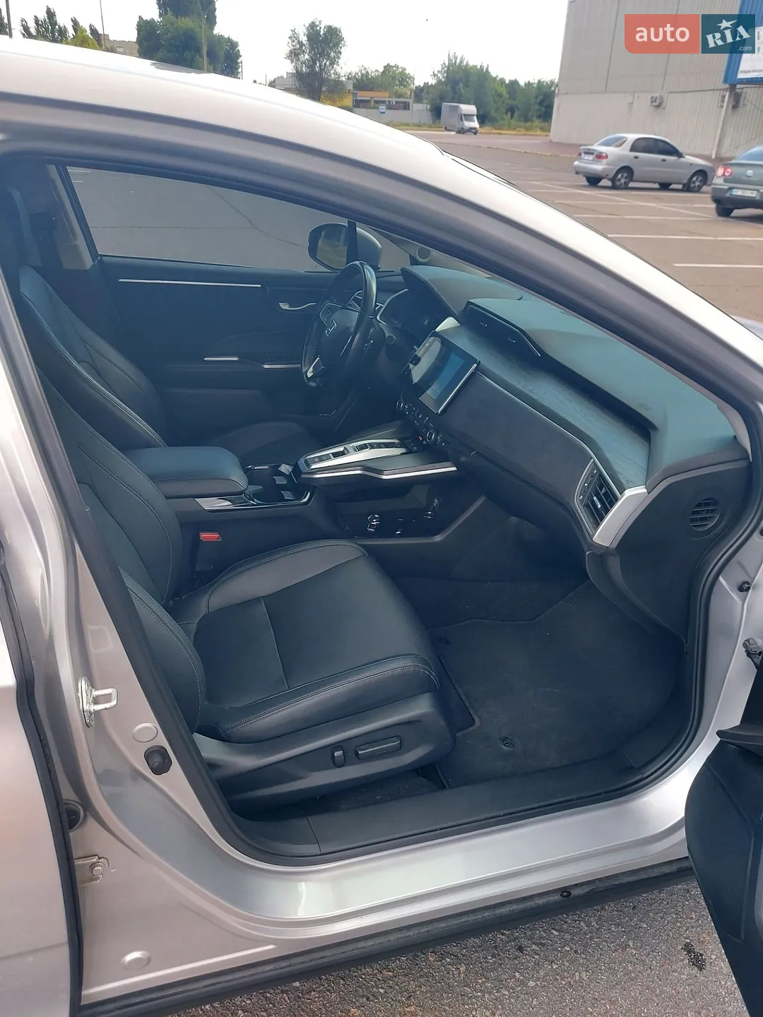 2018 Honda FCX Clarity - мініатюра 11