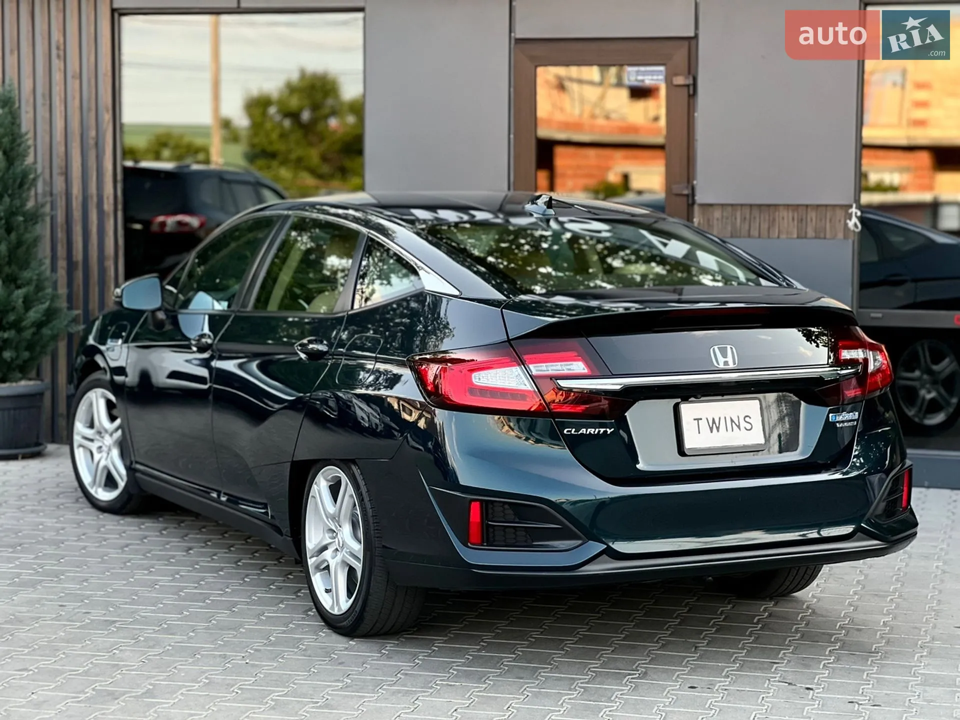 2018 Honda FCX Clarity - мініатюра 6