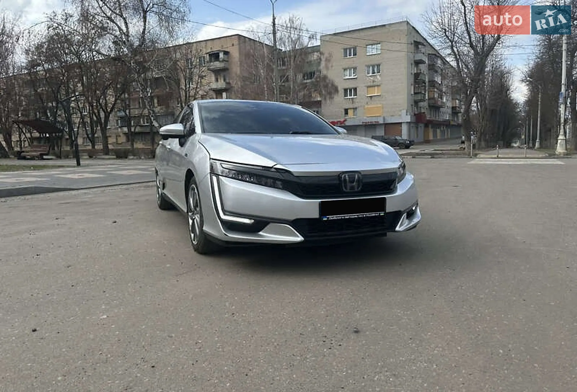 2020 Honda FCX Clarity - фото 1