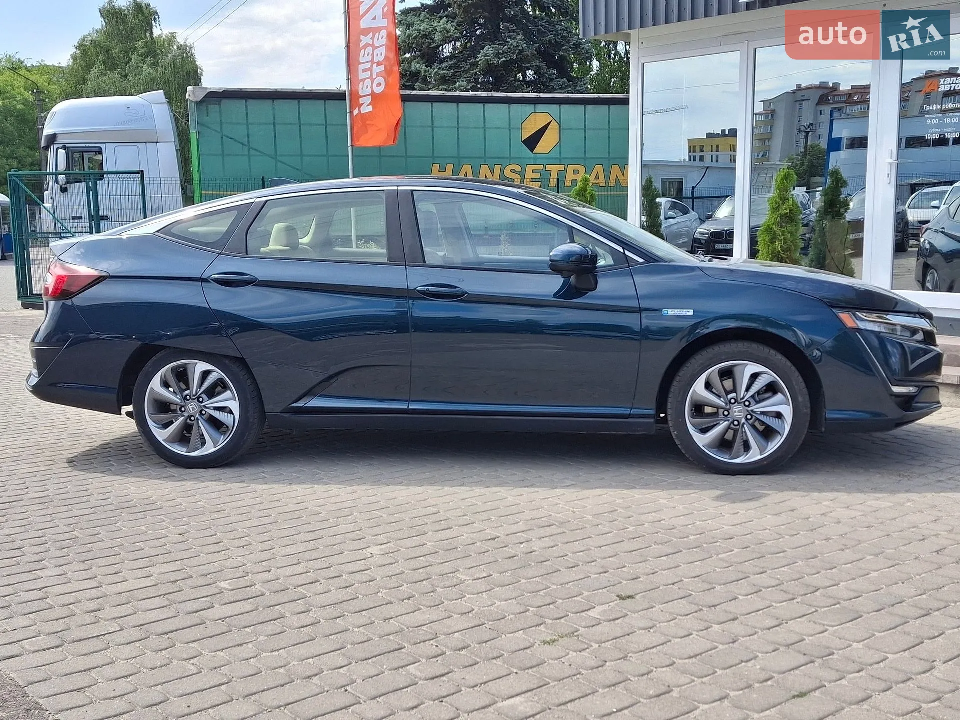 2017 Honda FCX Clarity - мініатюра 4