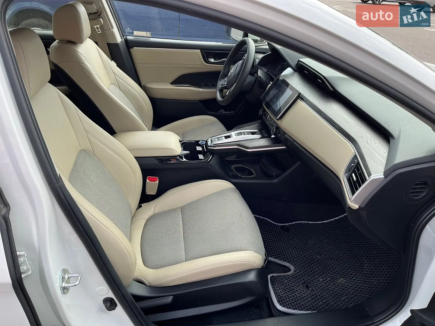 2019 Honda FCX Clarity - мініатюра 8