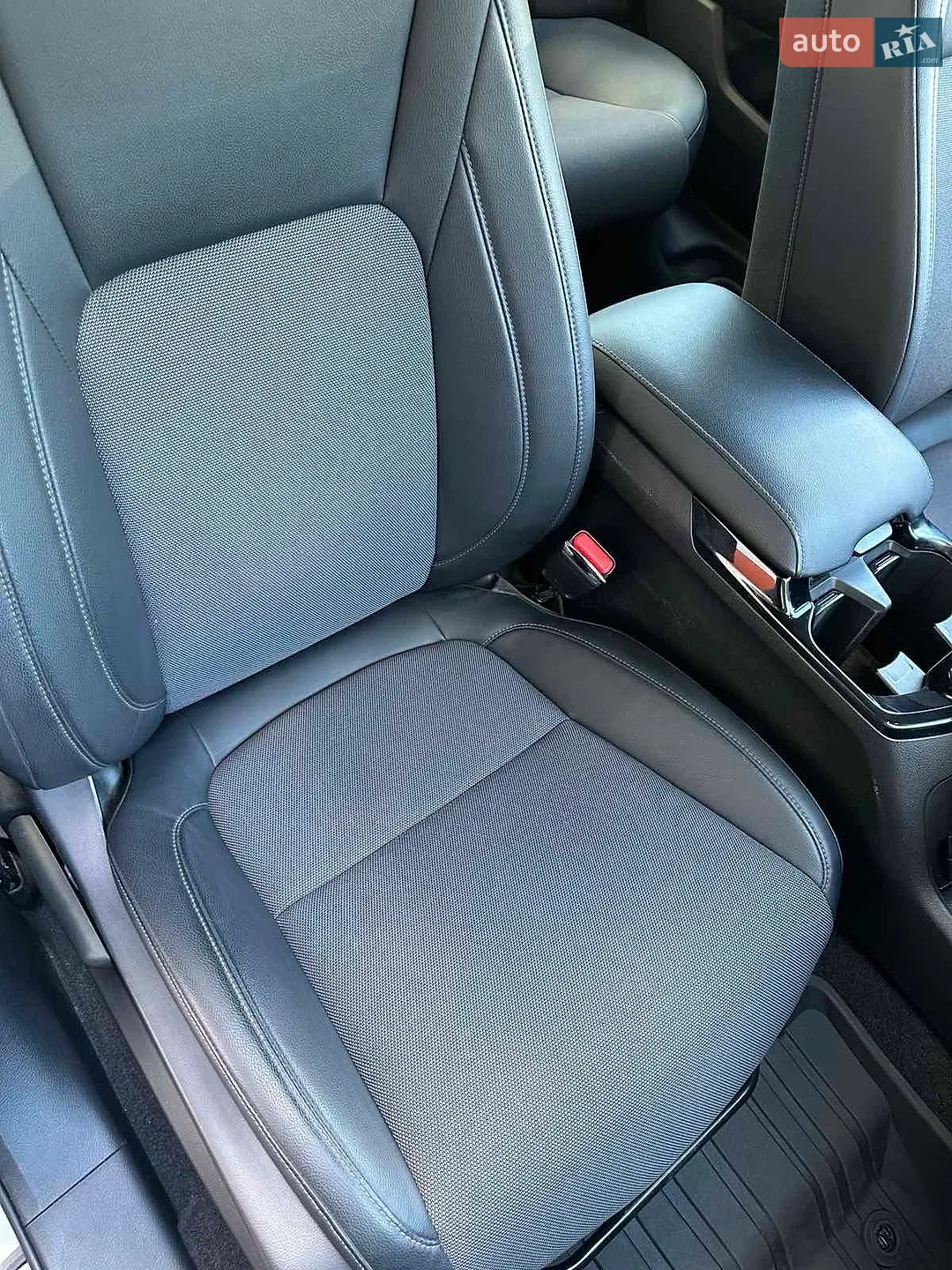 2018 Honda FCX Clarity - мініатюра 17