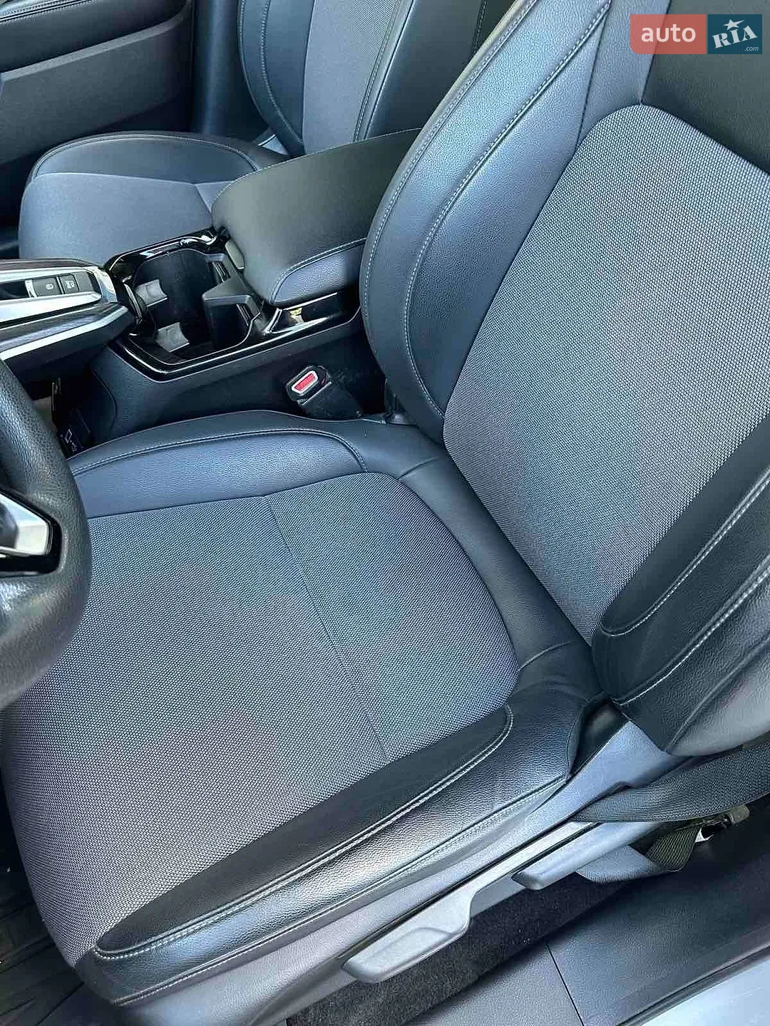 2018 Honda FCX Clarity - мініатюра 18