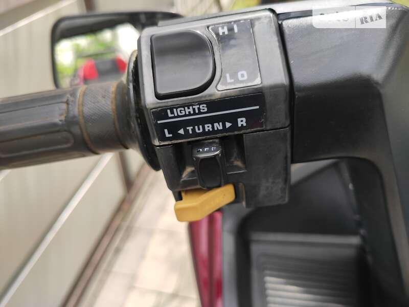 Максі-скутер Honda CN 250 1996 в Львові