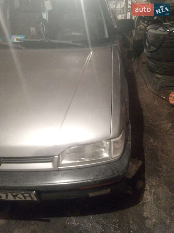 Седан Honda Concerto 1992 в Звенигородці