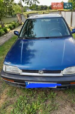 Седан Honda Concerto 1992 в Бурштыне