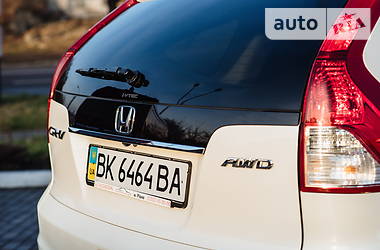 Позашляховик / Кросовер Honda CR-V 2013 в 